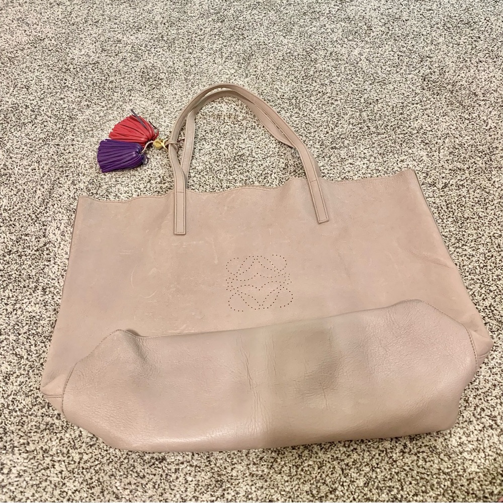 Loewe large tote with tassel